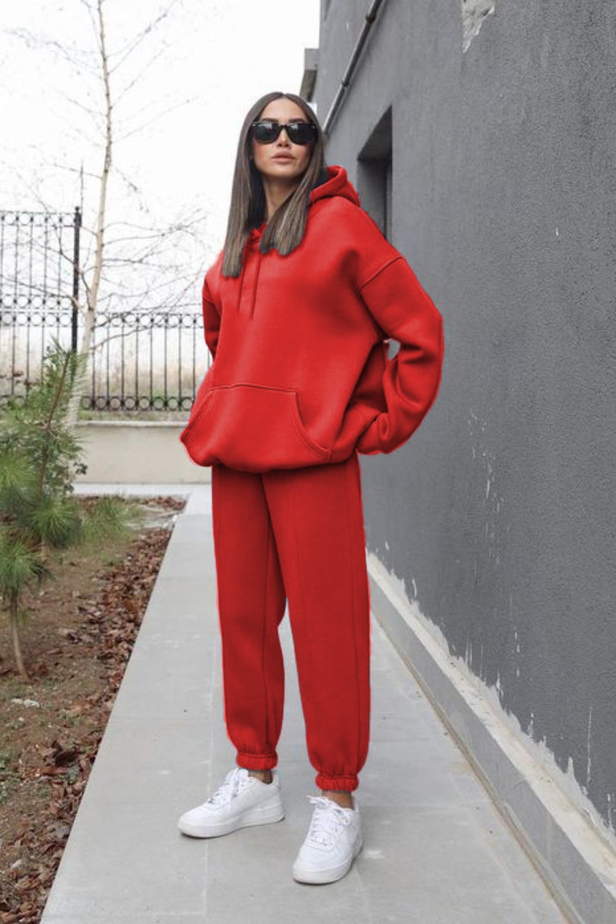 Kadın Oversize Spor Kapşonlu Günlük Jogger Paçası Lastikli Eşofman Takımı - Kırmızı - 1