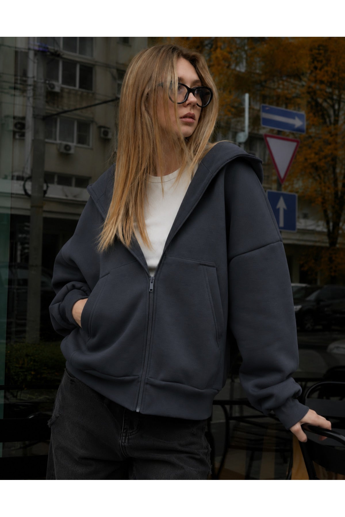 Kadin Oversi̇ze Kapüşonlu Fermuarli Hirka Sweatshirt - Füme - 3