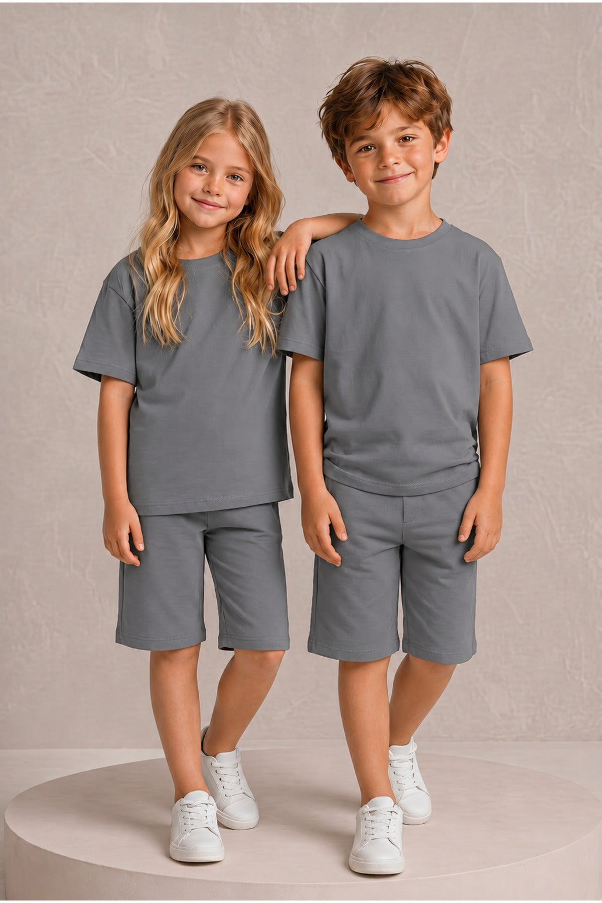 Çocuk Kısa Kollu Baskısız Basic Oversıze Geniş Kalıp Beli Bağlamalı Esnek 1-10 Yaş Arası Yaz Sezonu Sportif T-shirt / Şort Takım - Füme - 1