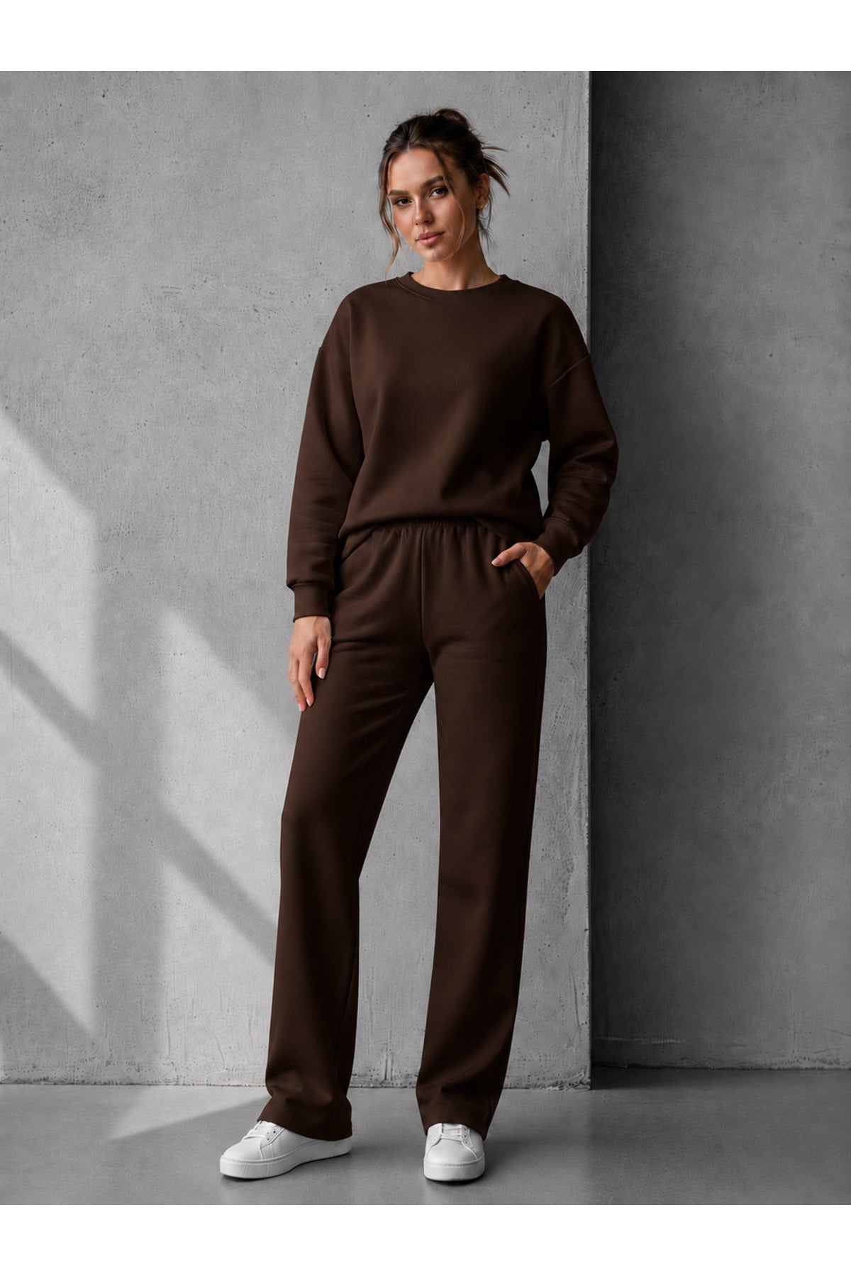 Kadin 3 İ̇pli̇k Şardonlu Bi̇si̇klet Yaka Oversi̇ze Yumuşak Sweatshirt Eşofman Takimi - Kahverengi - 1