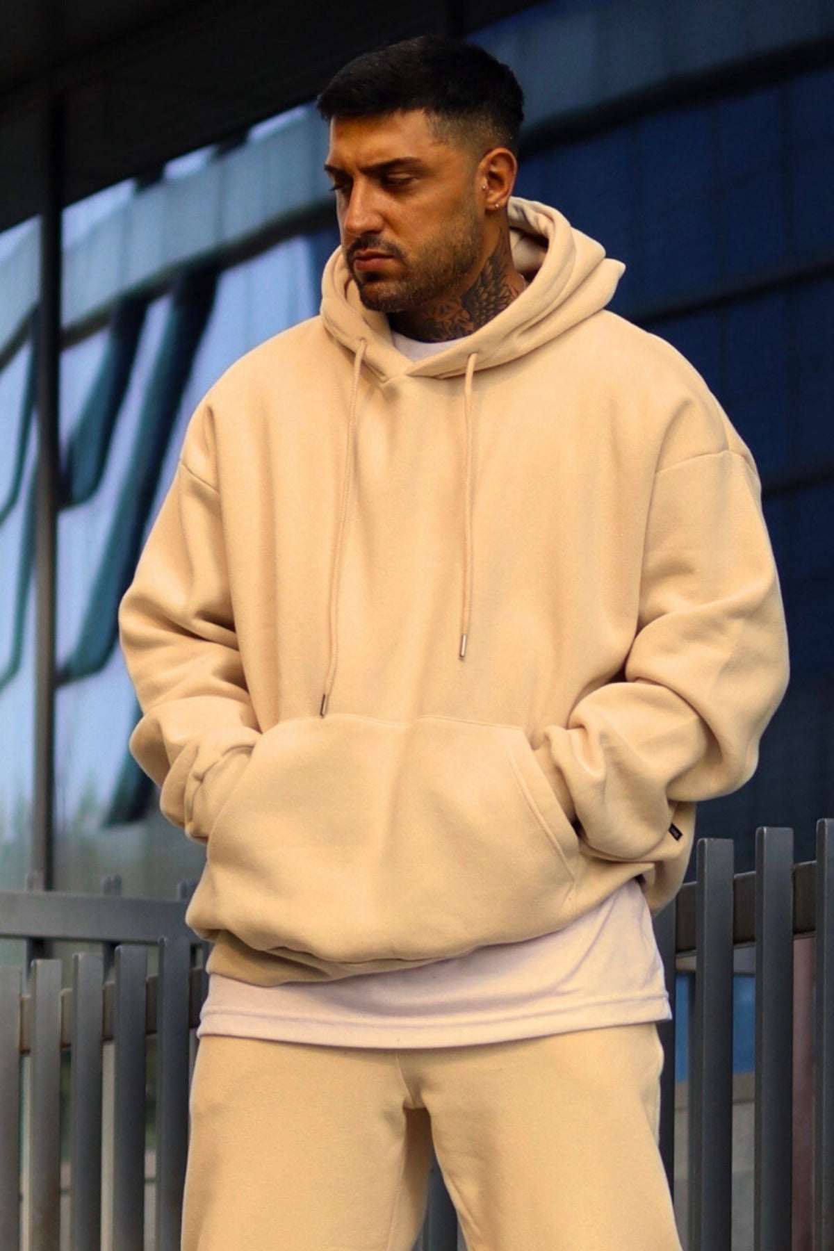 Erkek Oversize 3 İ̇plik Pamuklu Şardonlu Kanguru Cep Kapşonlu Kalın Hoodie Sweatshirt - Vizon - 1