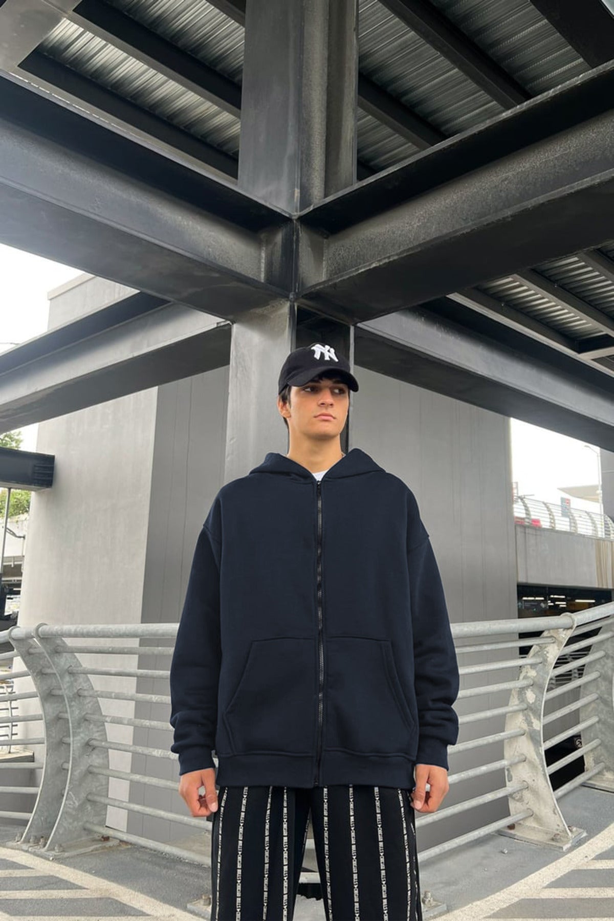 Bol Kalıp Basic Baskısız Düz Sweatshirt Hırka - Füme - 1