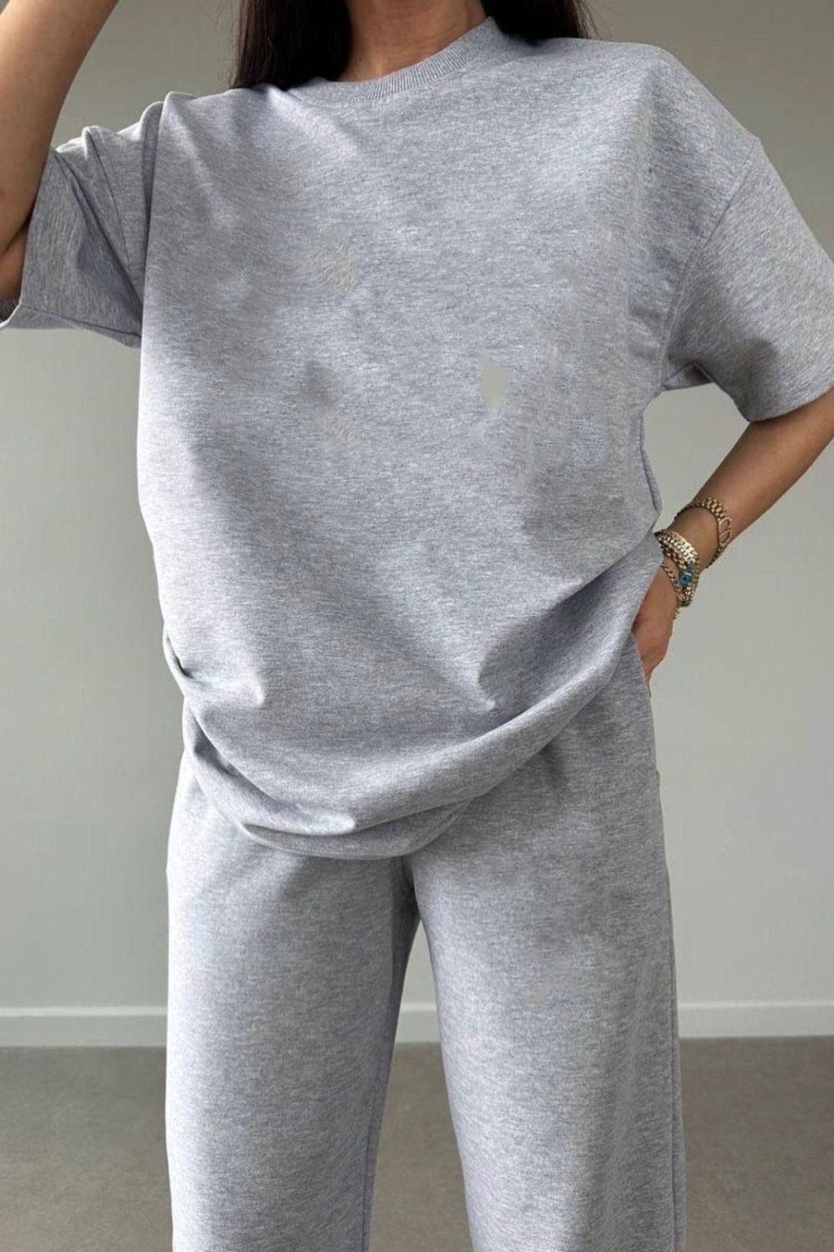 Kadın Kısa Kollu Pijama Takımı Bisiklet Yaka Salaş Tok Kumaş - Gri - 3