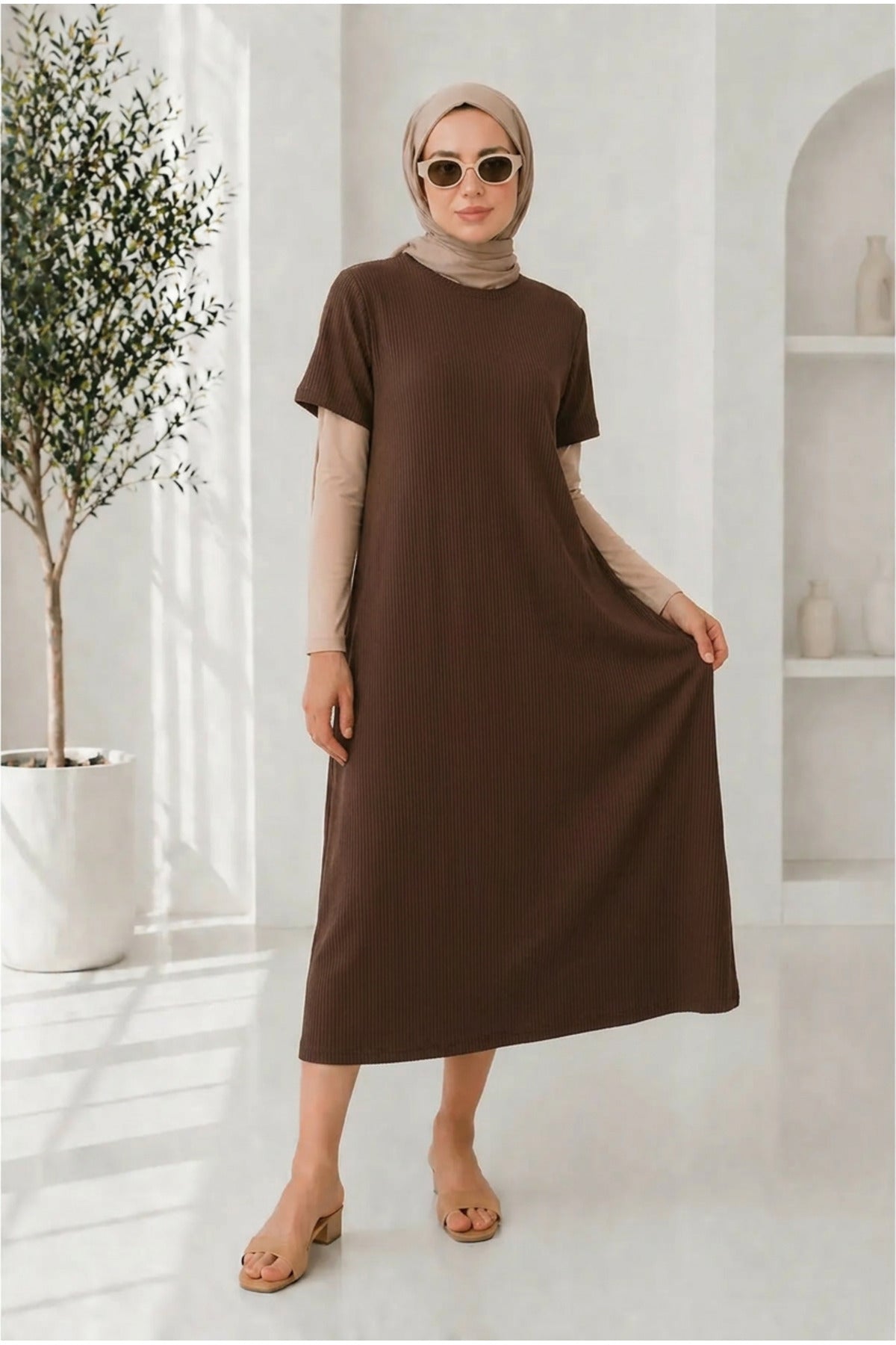 Kadın Oversize Tesettüre Uyumlu Rahat Günlük Salaş Fitilli Elbise - Kahverengi1 - 2