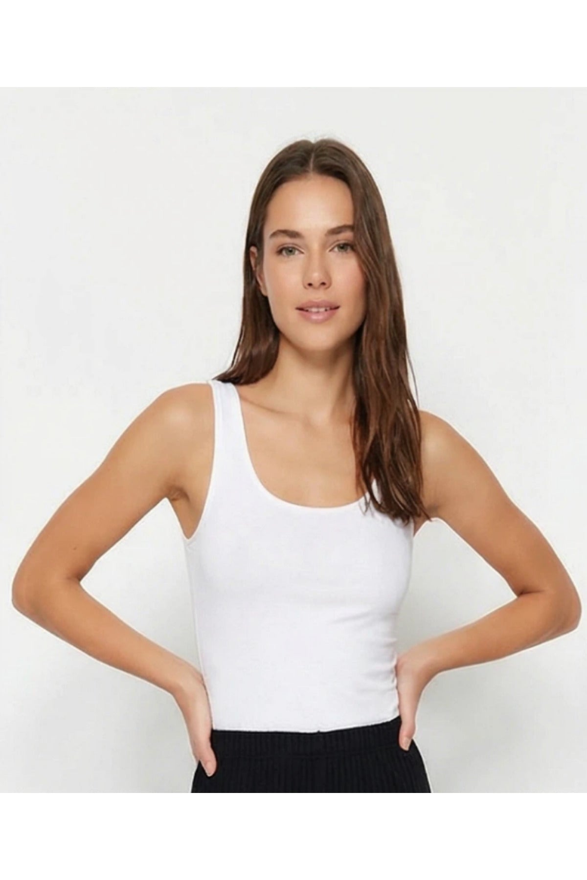 Kadin 2'li̇ Si̇yah Ve Beyaz Fi̇ti̇lli̇ Kalin Askili Esnek Atlet Body - Beyaz - 3
