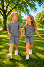 Çocuk Unisex Kisa Kollu Oversize Rahat Kesi̇m Beli̇ Bağlamali Li̇krali T-shi̇rt Şortlu Yazlik Takim - Füme - 1