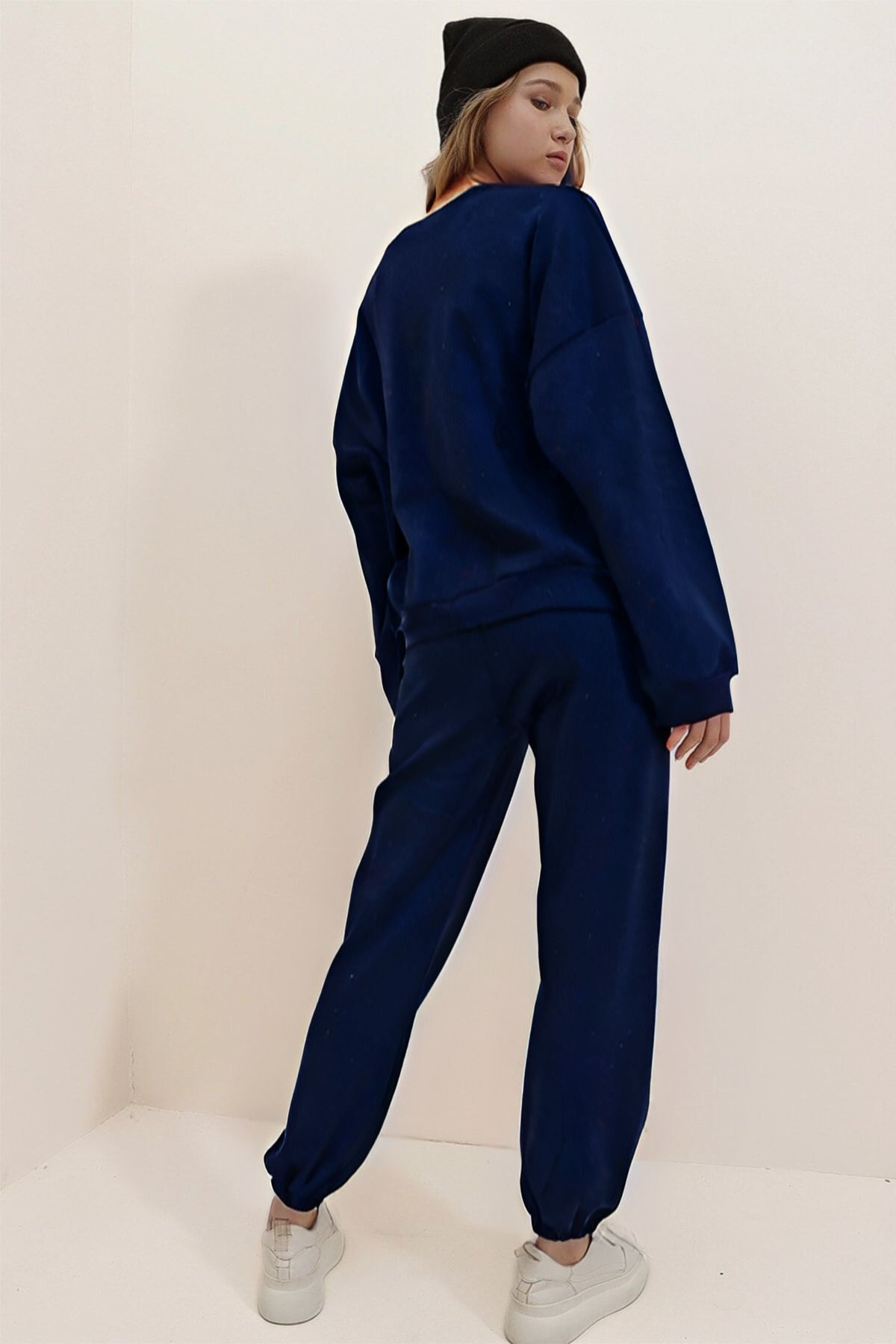 Kadın Laci̇vert Bisiklet Yaka Basic Oversize Eşofman Takımı - Lacivert - 4