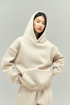 Kadın Rahat Oversize 3 İ̇plik Pamuklu Şardonlu Kanguru Cep Kapşonlu Sweatshirt - Bej - 1