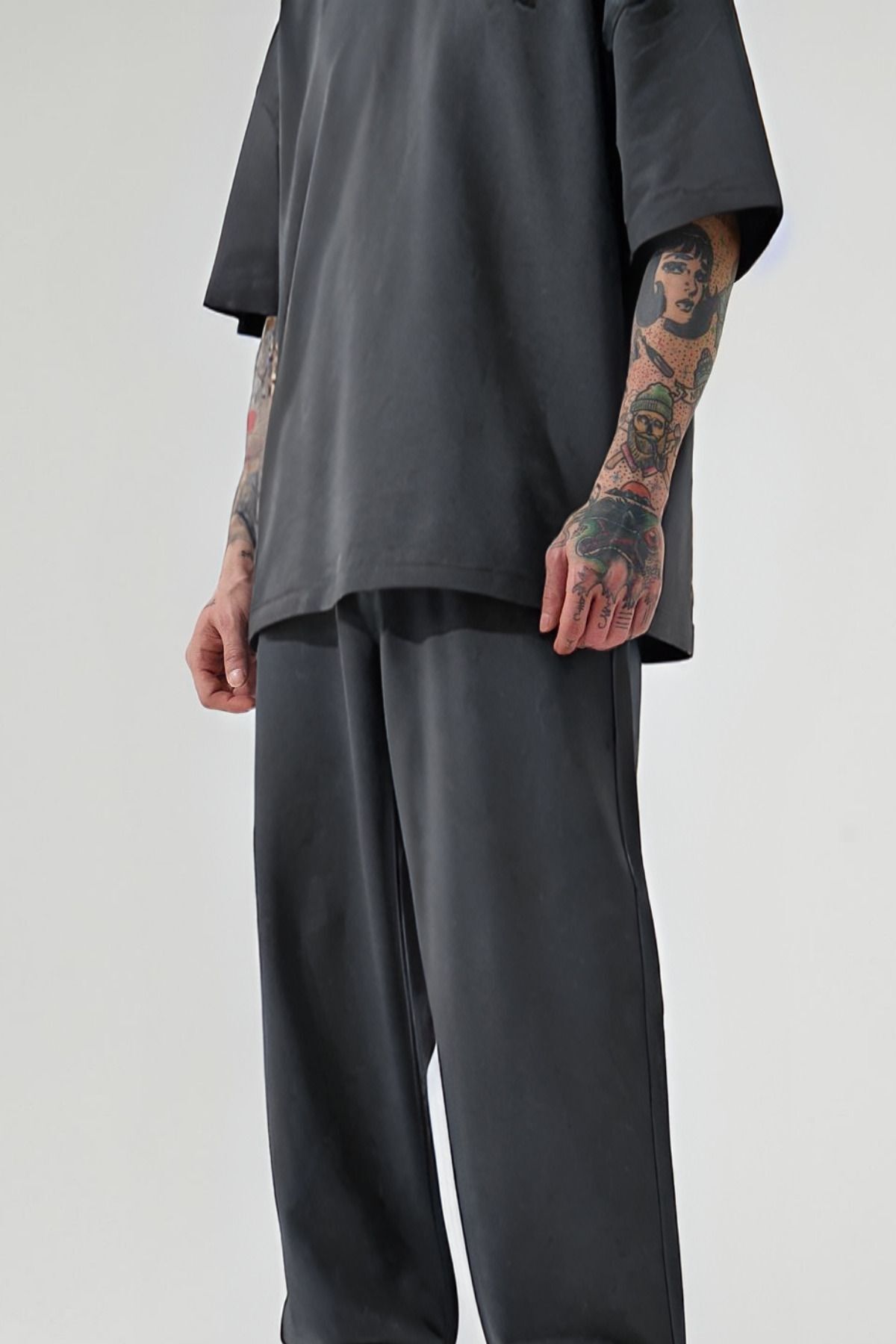 Erkek Kısa Kollu Pijama Takımı Bisiklet Yaka Dökümlü - Füme - 2