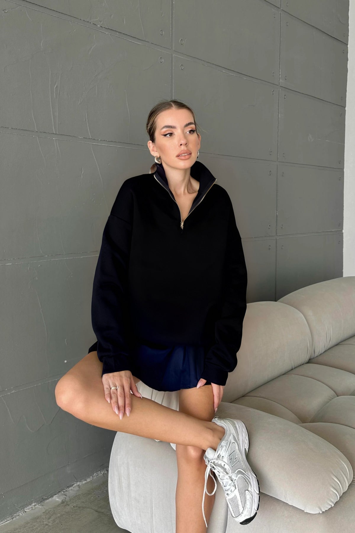 Unisex 3 İ̇plik Şardonlu Oversize Yarım Fermuarlı Sweatshirt - Siyah - 1