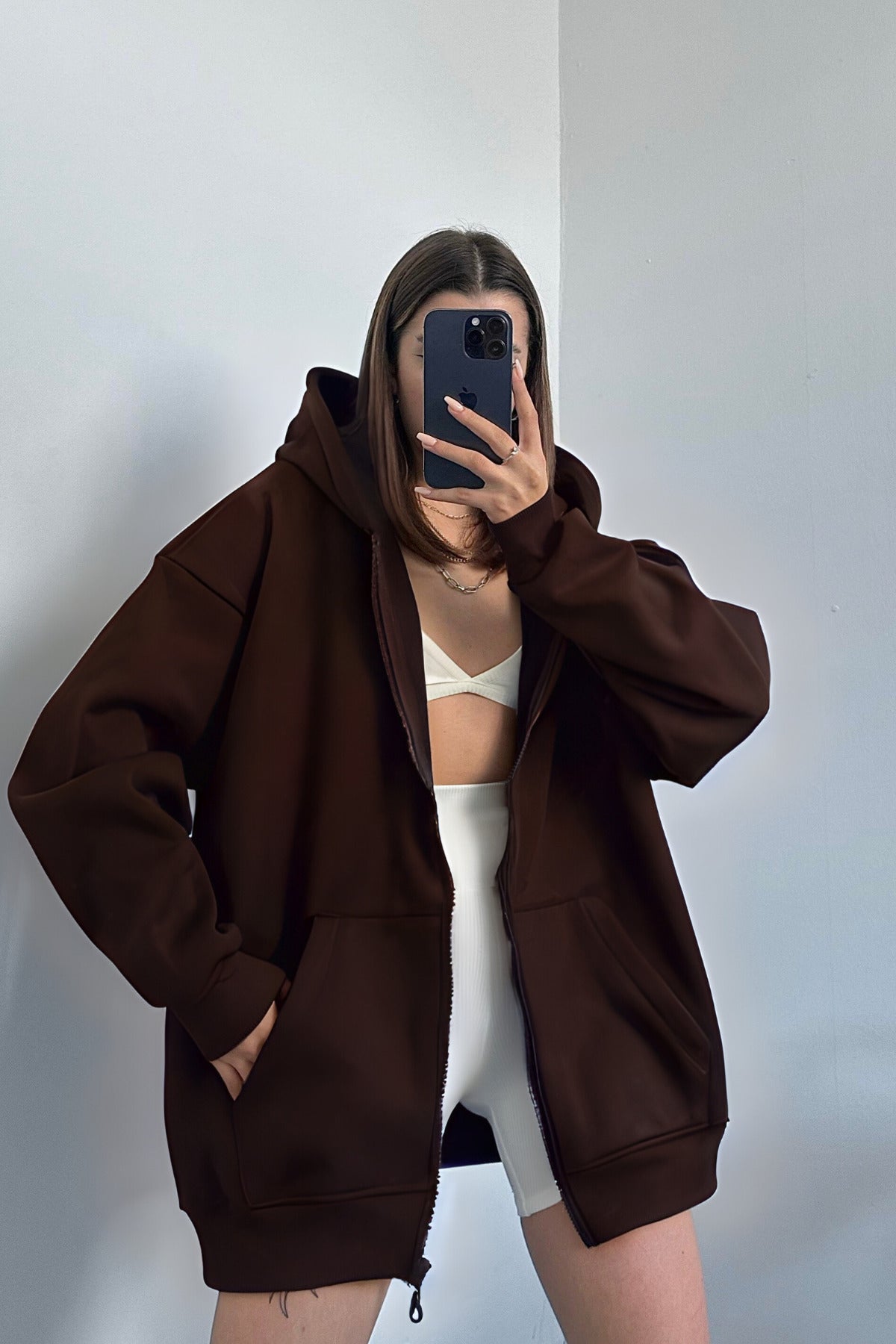 Kadın Kahverengi Fermuarlı Oversize Kanguru Cep Hırka - Kahverengi - 3