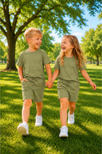 Çocuk Unisex Kisa Kollu Oversize Rahat Kesi̇m Beli̇ Bağlamali Li̇krali T-shi̇rt Şortlu Yazlik Takim - Yeşil - 1