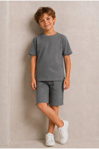 Çocuk Kısa Kollu Baskısız Basic Oversıze Geniş Kalıp Beli Bağlamalı Esnek 1-10 Yaş Arası Yaz Sezonu Sportif T-shirt / Şort Takım - Füme - 6
