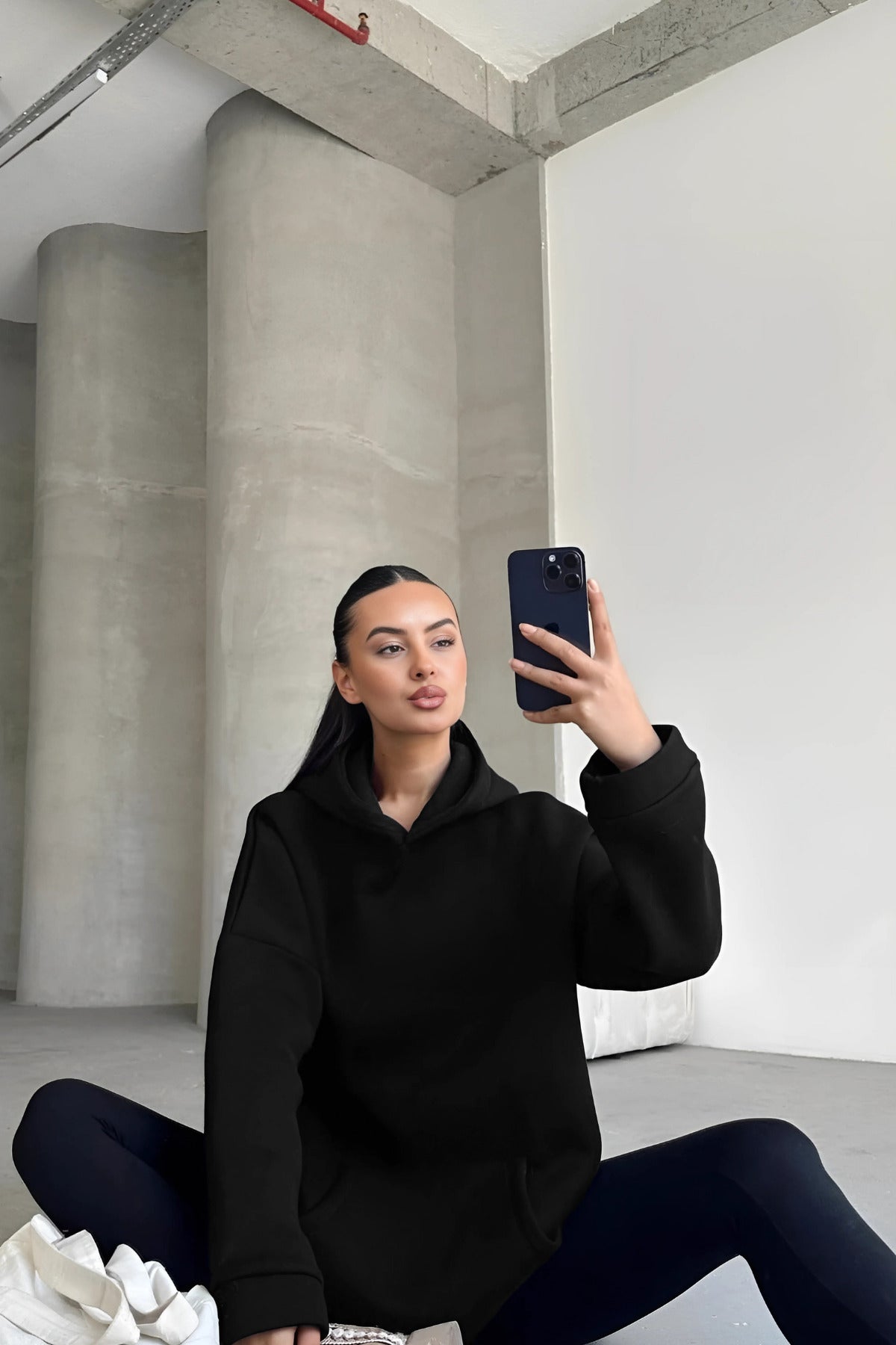 Kadın Kapşonlu Sweatshirt - Siyah - 1