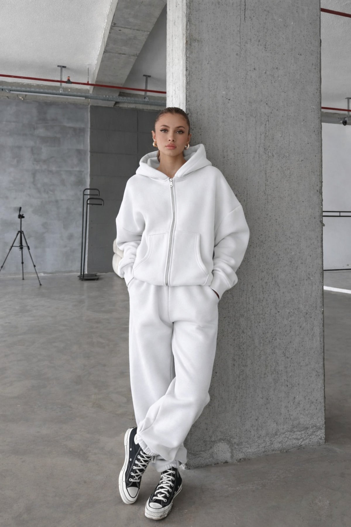 Kadin 3 İ̇pli̇k Oversi̇ze Fermuarli Sweatshi̇rt Hirka Eşofman Takimi - Beyaz - 4