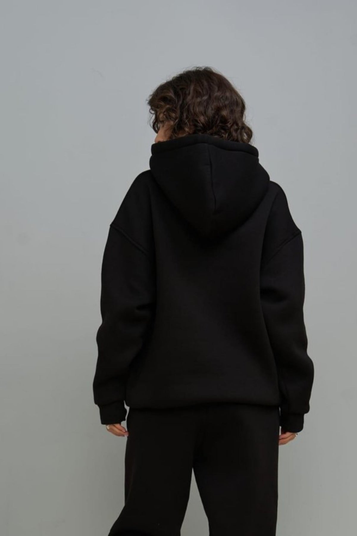 Kadın 3 İ̇plik İ̇çi Pamuklu Kanguru Cep Regular İ̇çi Pamuklu Oversize Sweatshirt - Siyah - 3