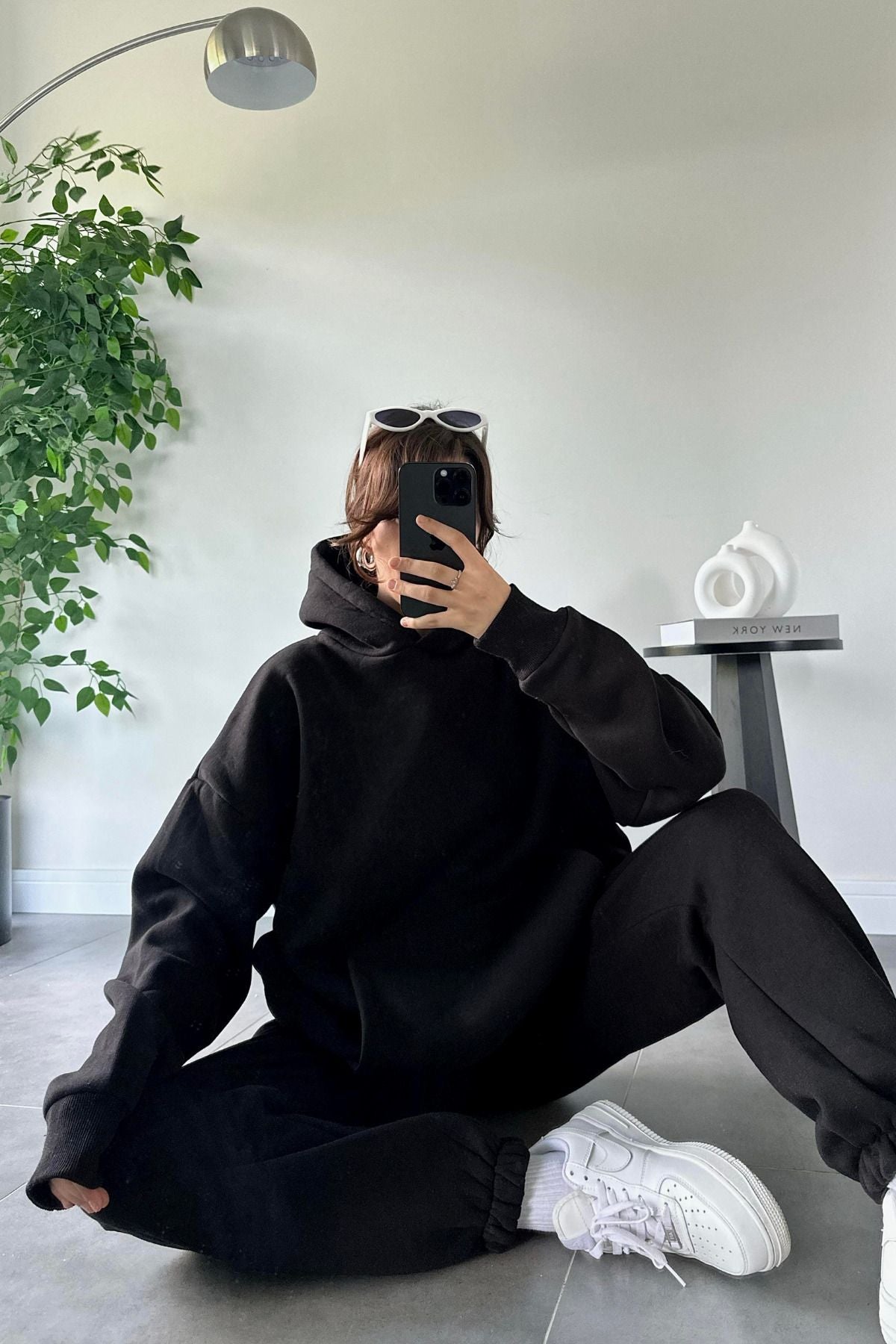 Kadın Oversize Trend Model Kanguru Cep Kapşonlu Sweatshirt Eşofman Takımı - Siyah - 6