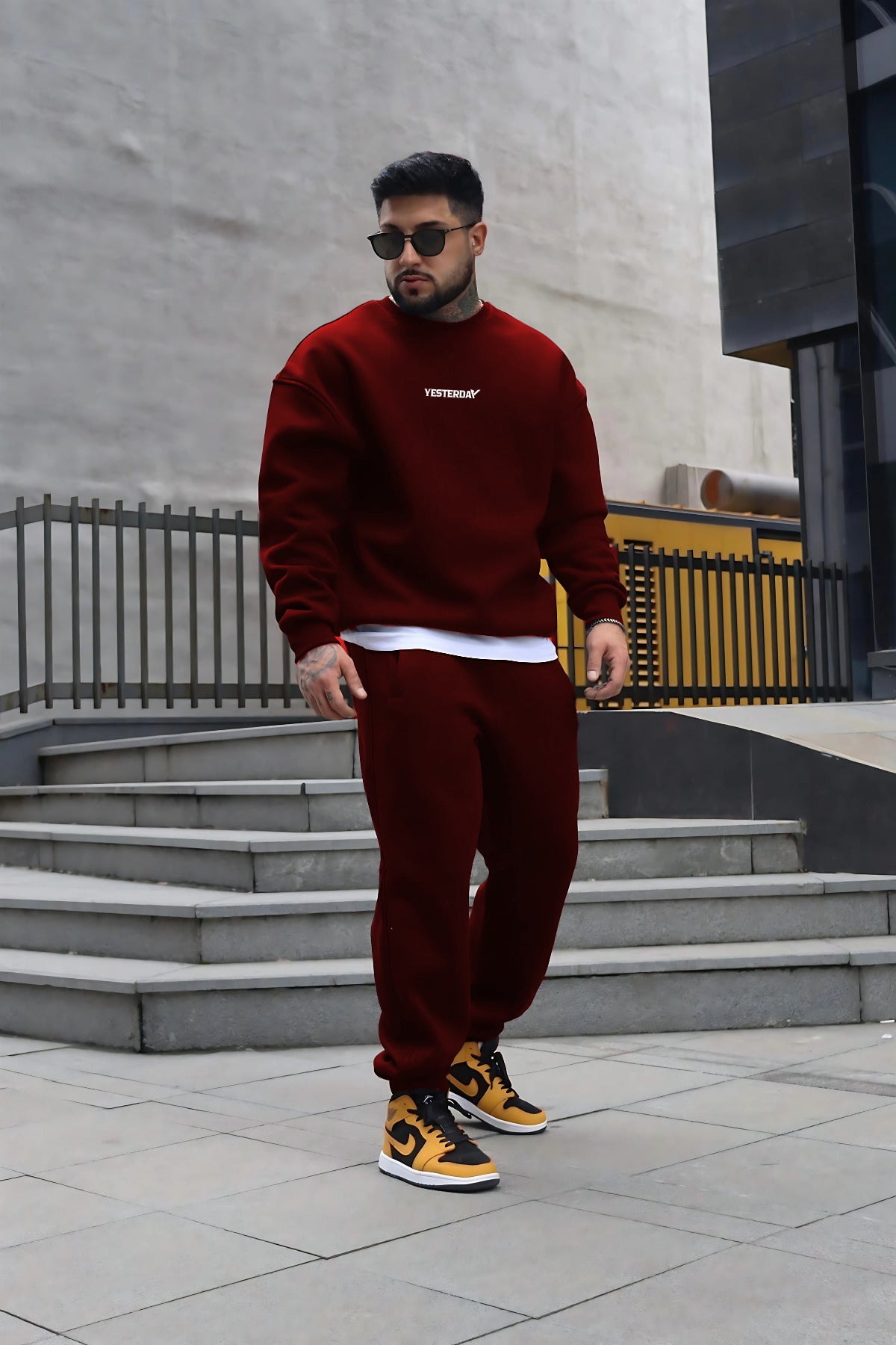 Erkek Yesterday Baskılı 3 İ̇plik Oversize Bisiklet Yaka Eşofman Takımı - Bordo - 4
