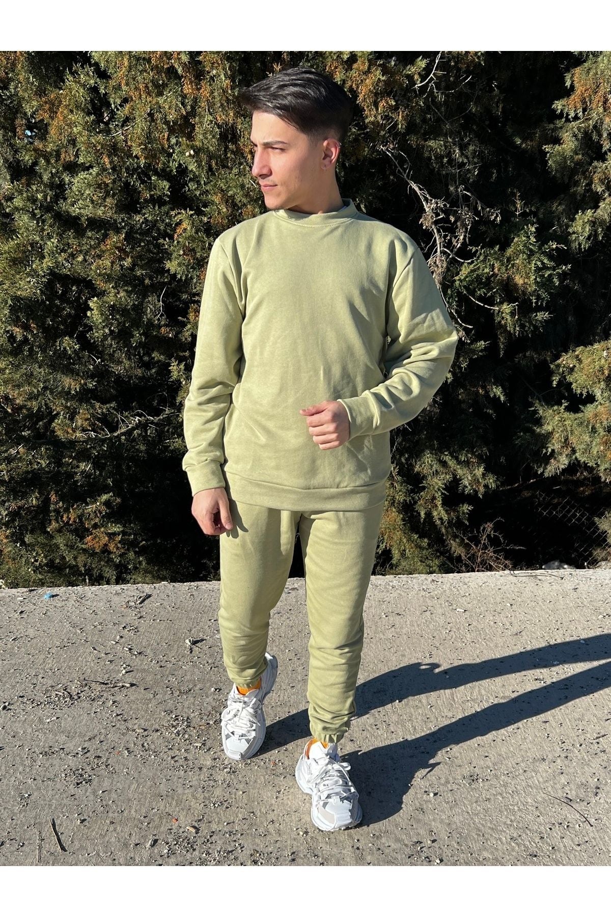 Erkek Yeşil Bisiklet Yaka Eşofman Takımı Regular Fit - Yağ Yeşili - 1
