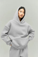 Kadın Rahat Oversize 3 İ̇plik Pamuklu Şardonlu Kanguru Cep Kapşonlu Sweatshirt - Grii - 4