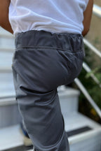 Çocuk Yüksek Bel Esnek Rahat Kalıp Eşofman Belli Füme Ortaokul Ve İ̇lkokul Pantolonu - FÜME B1 - 2