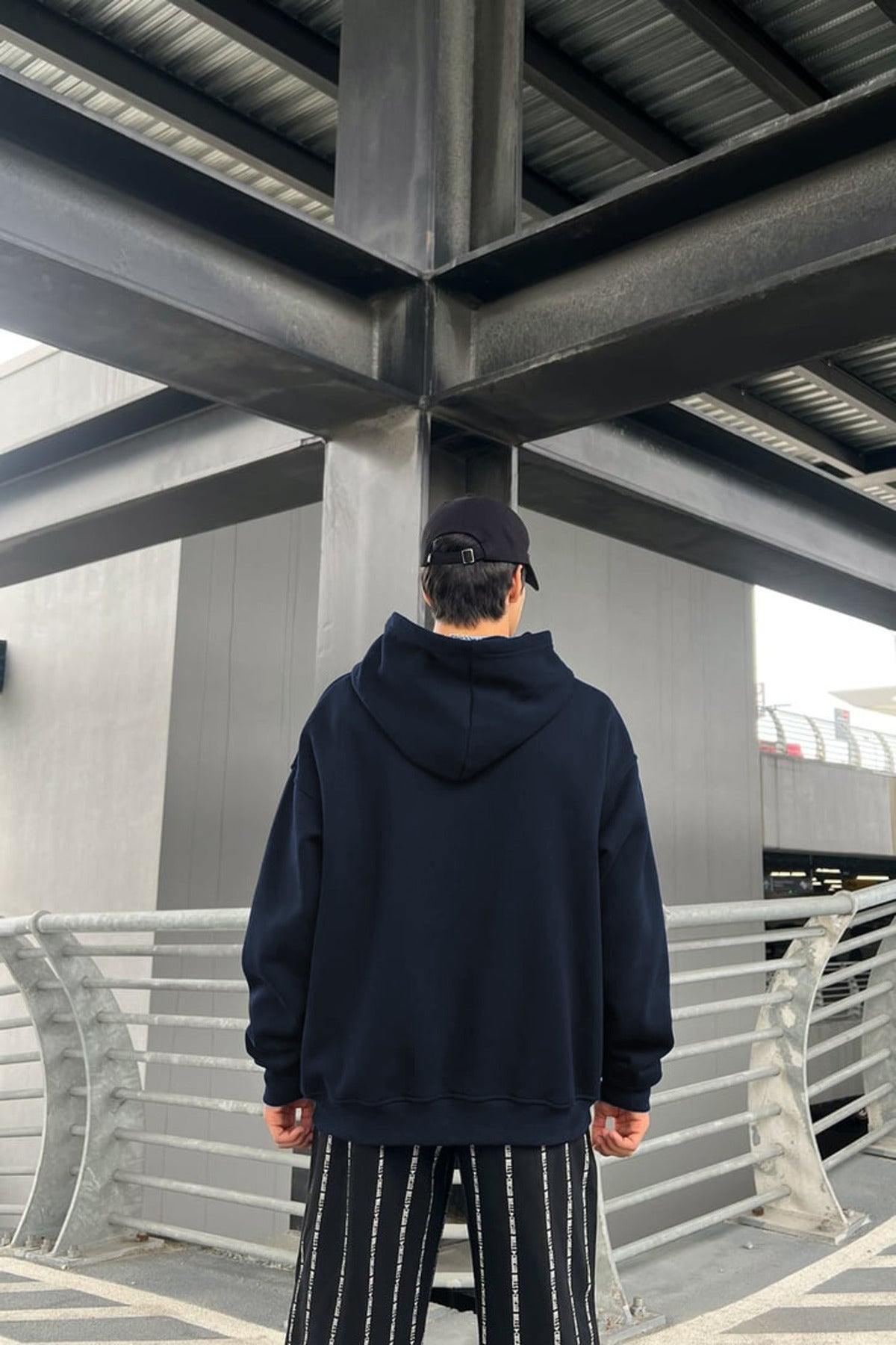 Bol Kalıp Basic Baskısız Düz Sweatshirt Hırka - Füme - 2