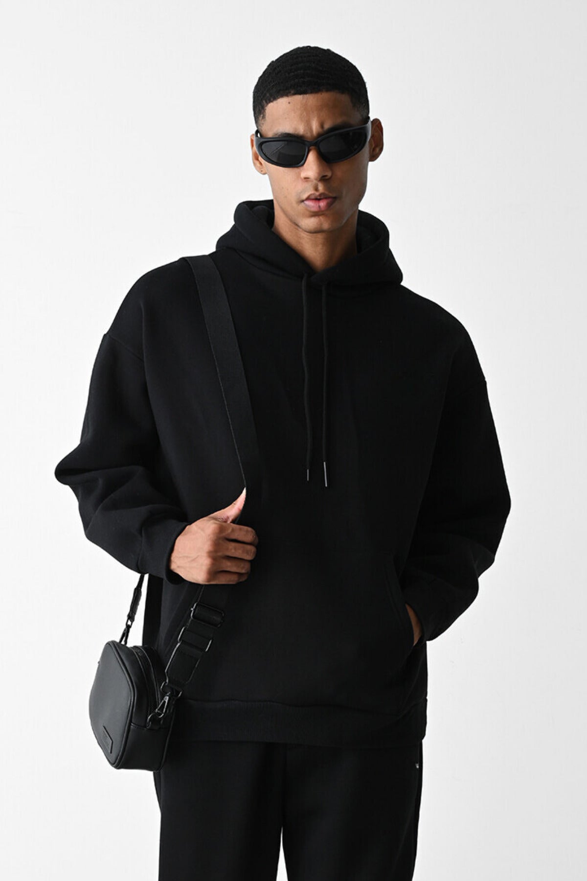 Erkek Kapşonlu Kanguru Cep Kışlık Sweatshirt - Siyah - 3