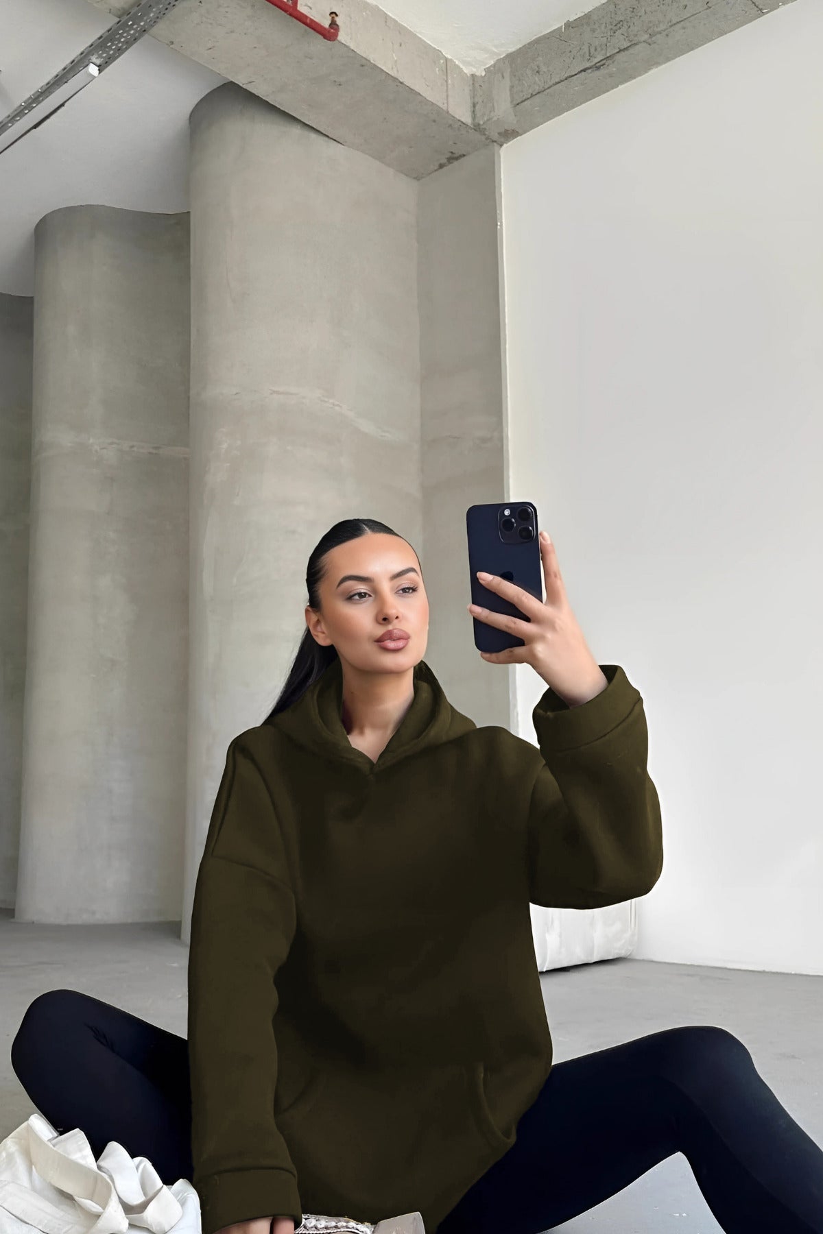 Kadın Kapşonlu Sweatshirt - Haki - 1