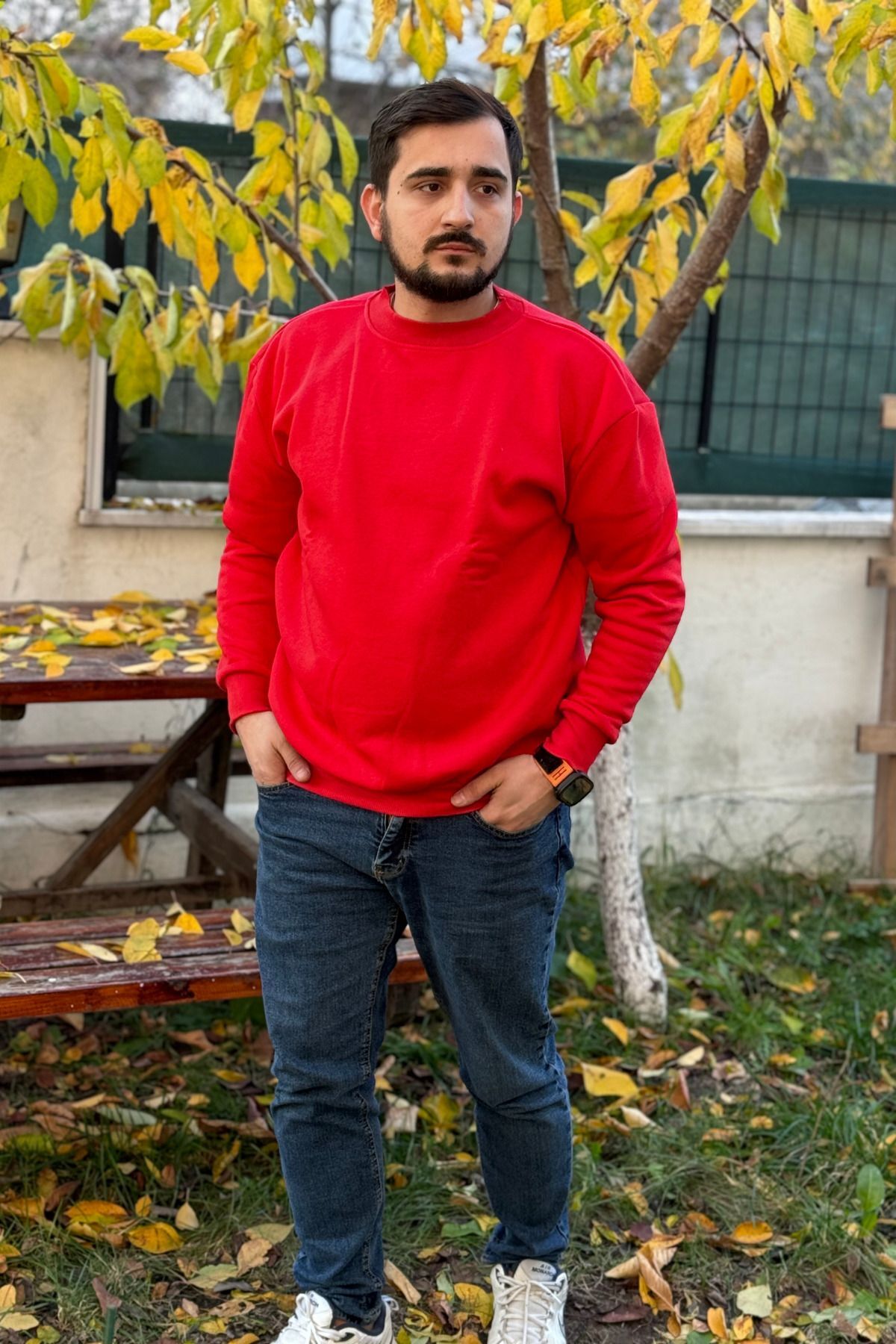 Erkek Kırmızı Bisiklet Yaka İçi Polarlı 3 İplik Pamuklu Regular Fit Unisex Sweatshirt - Kırmızı - 2