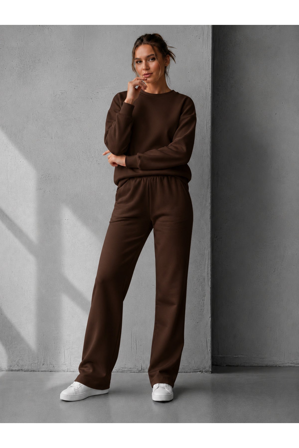 Kadin 3 İ̇pli̇k Şardonlu Bi̇si̇klet Yaka Oversi̇ze Yumuşak Sweatshirt Eşofman Takimi - Kahverengi - 3
