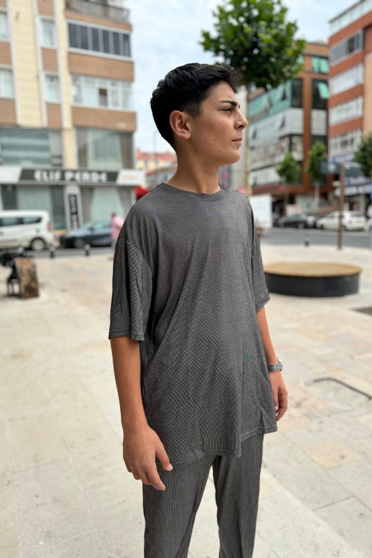 Erkek Oversize Comfort Çizgili Penye Kısa Kollu T-shirt - Çok Renkli - 2