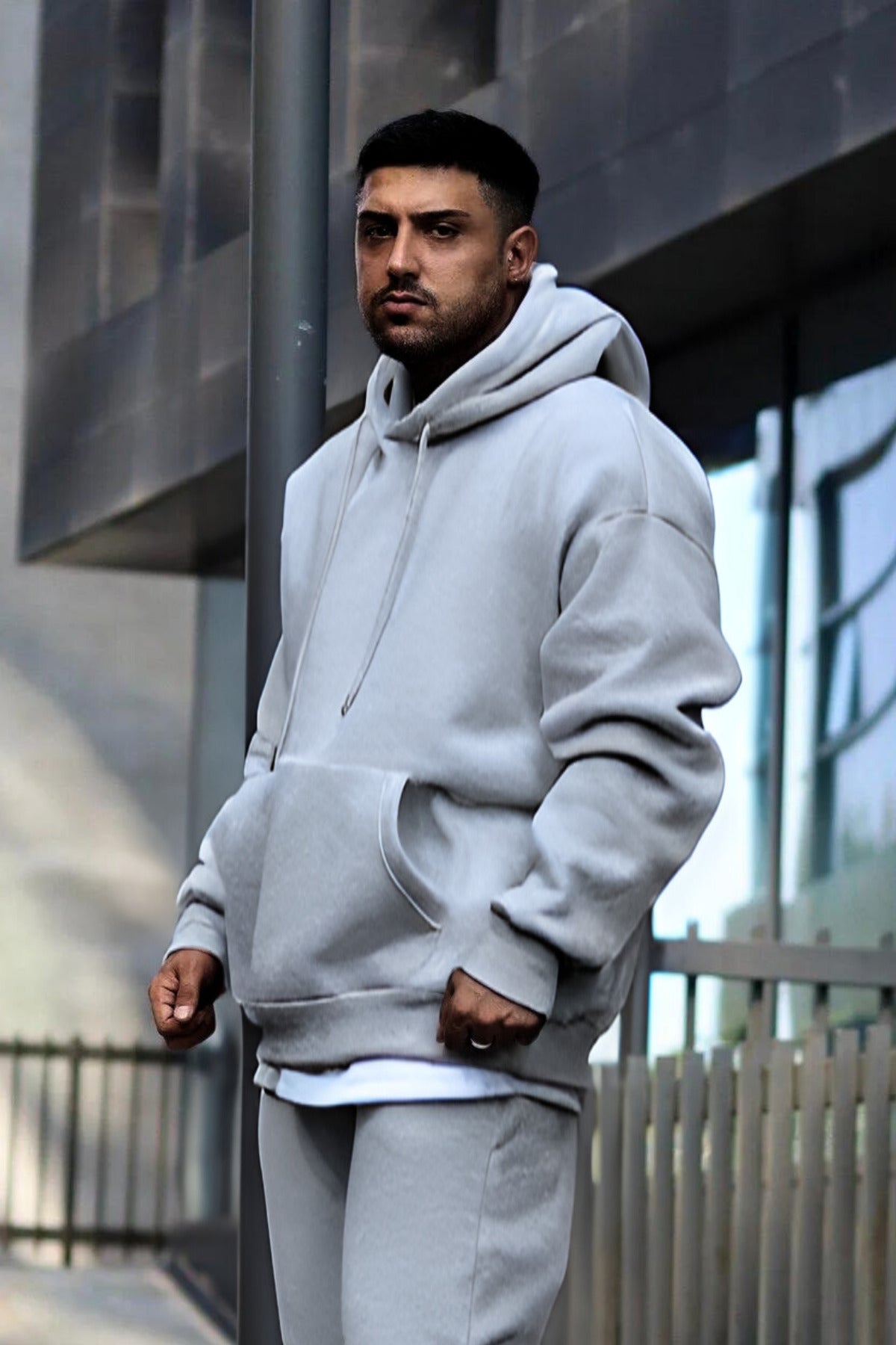 Erkek Oversize 3 İ̇plik Pamuklu Şardonlu Kanguru Cep Kapşonlu Kalın Hoodie Sweatshirt - Gri - 2