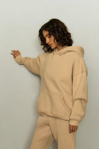 Kadın Rahat Kesim Oversize 3 İ̇plik Pamuklu Şardonlu Kanguru Cep Kapşonlu Hoodie Sweatshirt - Vizon - 2