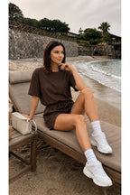 Kadin Kisa Kollu Premium Esnek Sahi̇l Ve Tati̇l Kullanimina Uygun Yazlik Fi̇ti̇lli̇ Şort T-shirt Takim - Kahverengi - 2