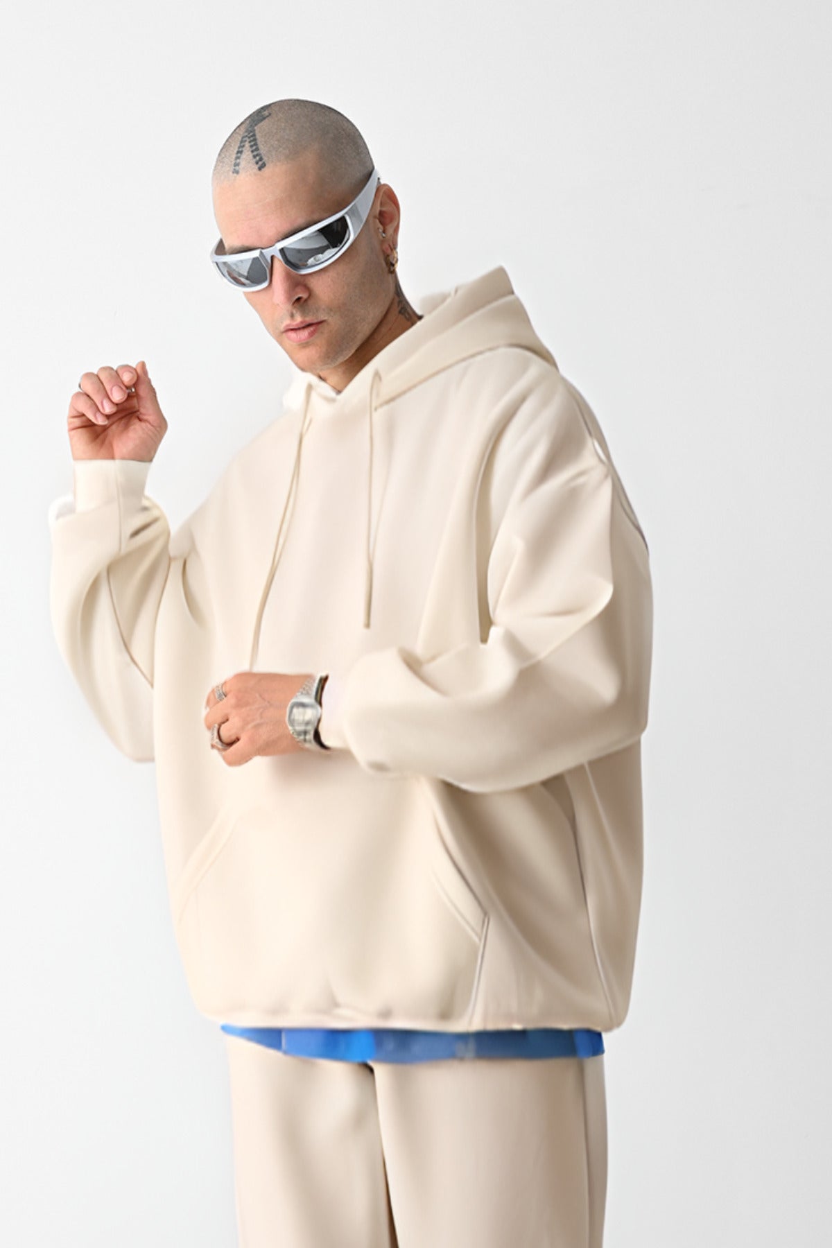 Erkek Bol Kesim Oversize 3 İplik İçi Pamuklu Şardonlu Kanguru Cep Kapşonlu Kışlık Hoodie Sweatshirt - Bej - 2