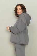 Kadın Rahat Kesim Oversize 3 İ̇plik Pamuklu Şardonlu Kanguru Cep Kapşonlu Hoodie Sweatshirt - Gri - 4