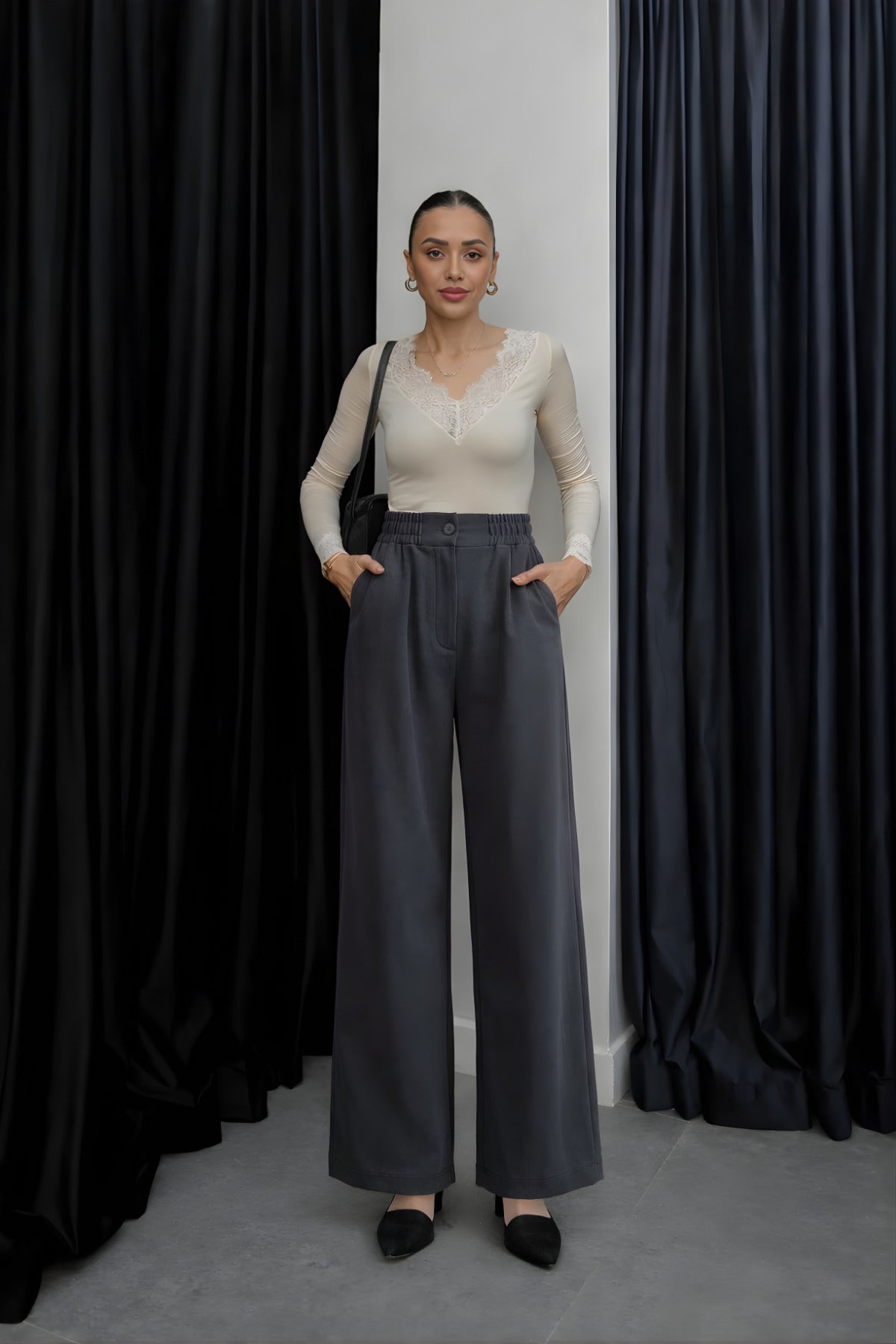 Kadın Yüksek Bel Düğmeli Bol Paça Esnek Likralı Pileli Trend Crep Kumaş Pantolon - Füme - 1