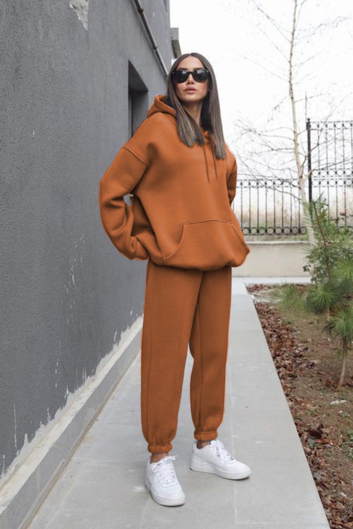 Kadın Oversize Spor Kapşonlu Günlük Jogger Paçası Lastikli Eşofman Takımı - Kiremit - 2