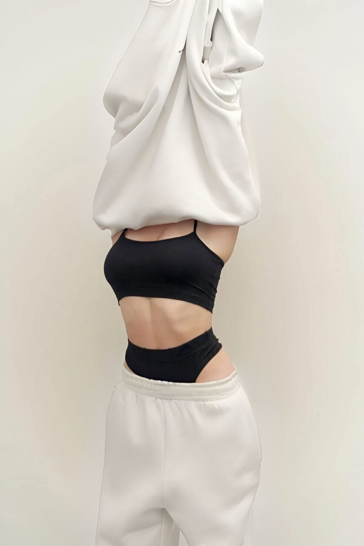 Kadın Oversize Rahat Kalıp Bisiklet Yaka Eşofman Takıım - Beyaz - 1