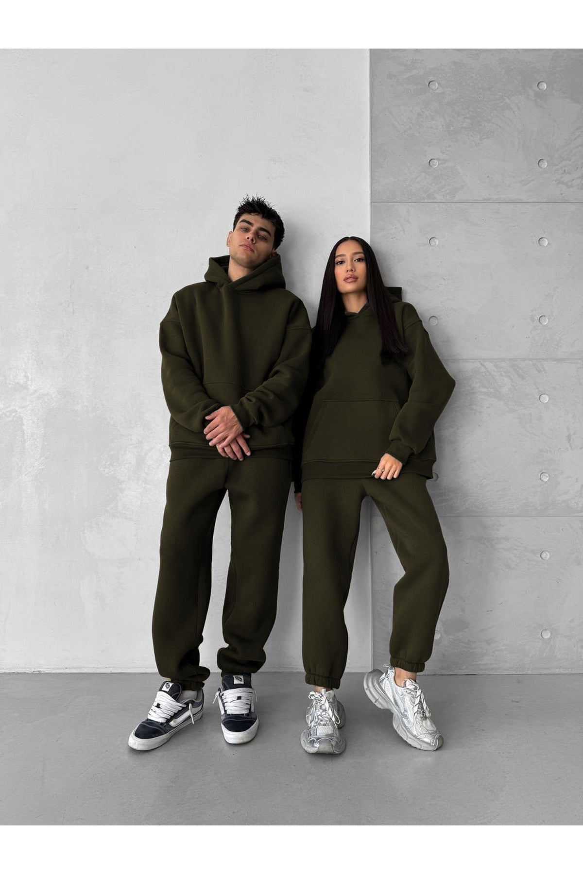 Unisex Oversi̇ze Çi̇ftleri̇n Kullanimina Uygun Eşofman Takimi ( Ürün 1 Takim) - Haki - 1