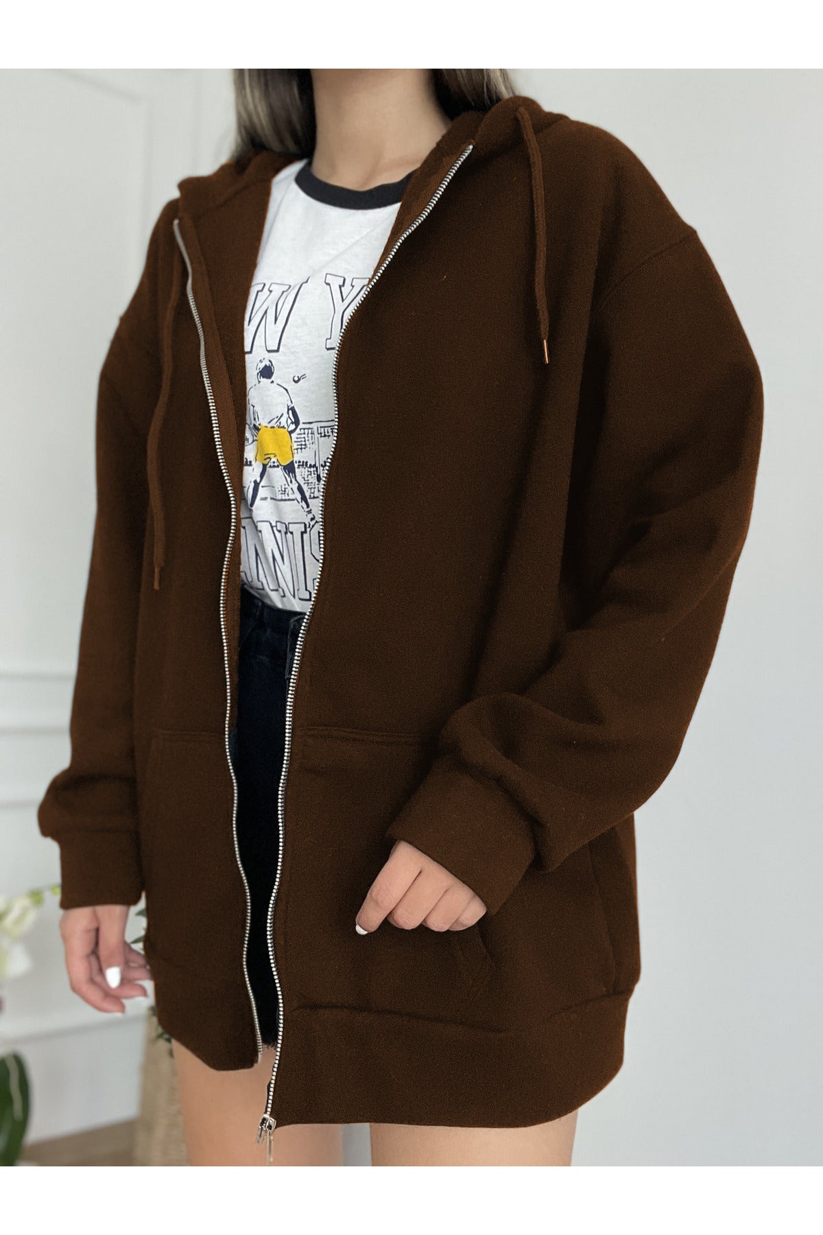 Kadın Kahverengi̇ Fermuarlı Kapşonlu Kanguru Cep Basic Sweatshirt Hırka - Kahverengi - 1