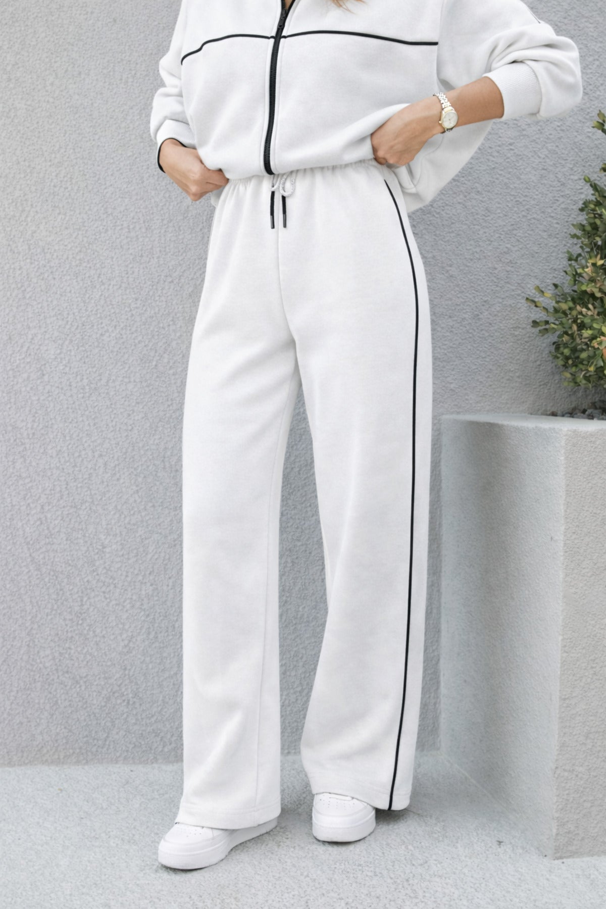 Kadin Premium Bi̇yeli̇ Fermuarli Sweatshi̇rt Bol Paça Eşofman Alt Üst Takim - Beyaz - 3