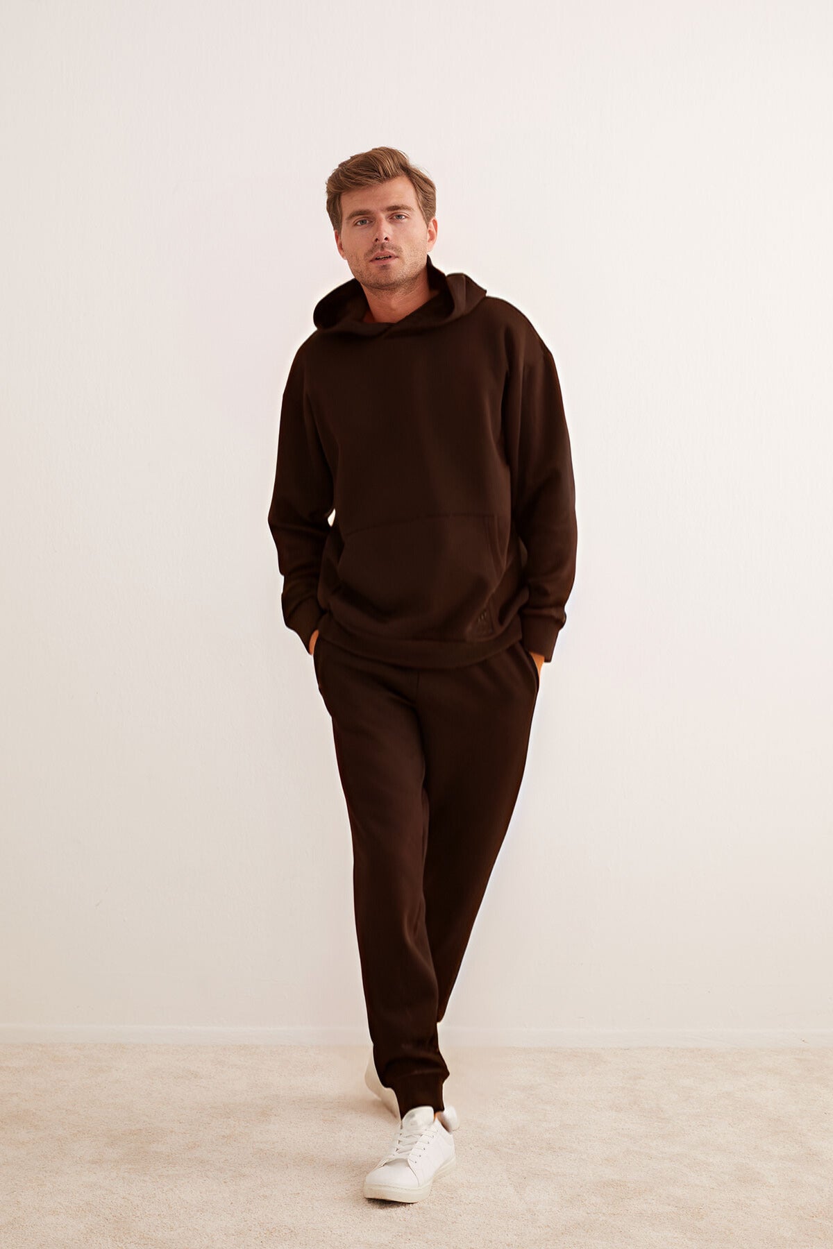 Erkek 3 İ̇plik Kapşonlu İ̇çi Pamuklu Bol Kesim Hoodie Kışlık Günlük Eşofman Takımı - Kahverengi - 1