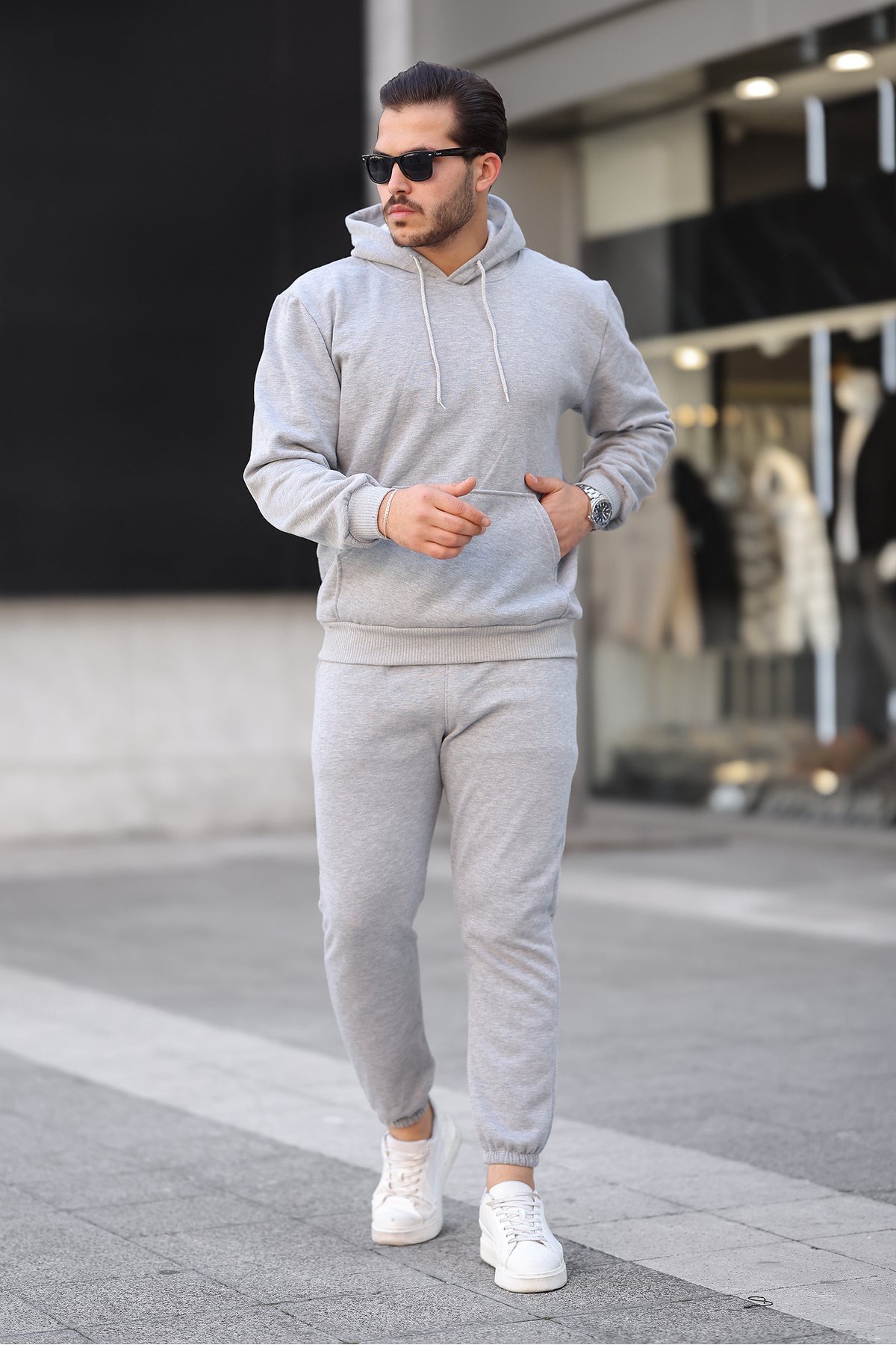 Erkek Bol Oversize 3 İ̇plik İ̇çi Pamuklu Kanguru Cep Kapşonlu Lastikli Paça Jogger Kış Eşofman Takımı - Gri - 1