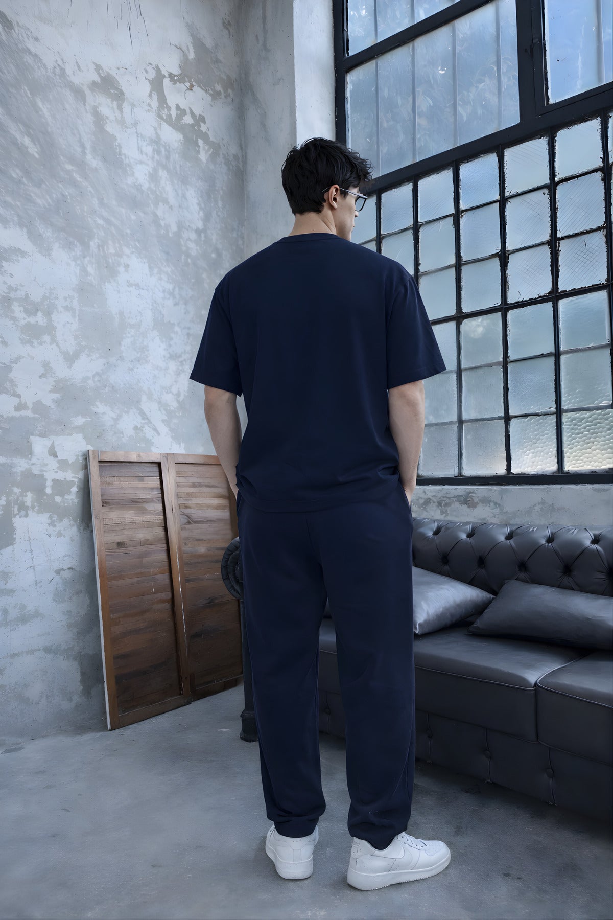 Erkek Kisa Kollu Oversize Bisiklet Yaka Rahat Kesi̇m Beli̇ Bağlamali Eşofman Takimi - Lacivert - 4