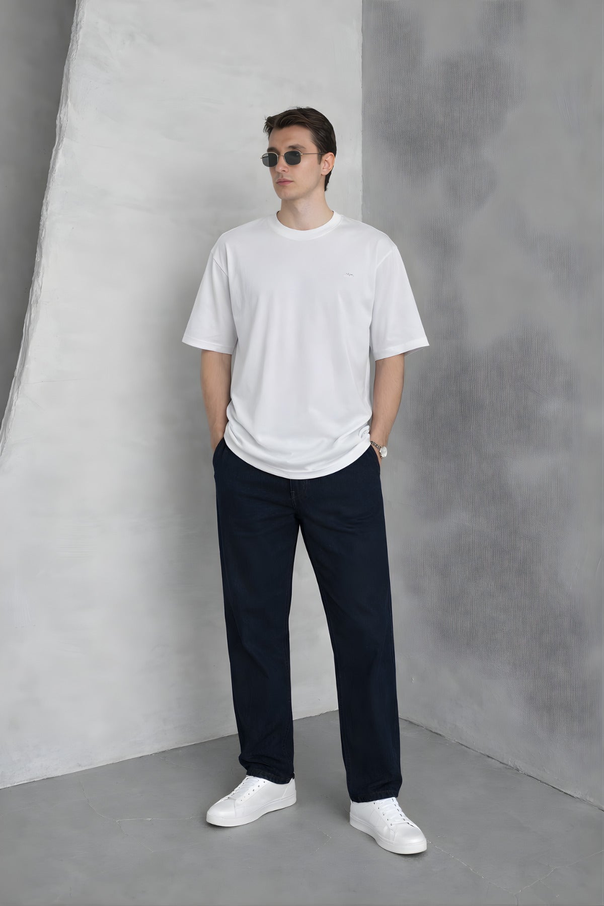 Erkek Siyah Basic Oversize Tişört Rahat Kalıp Düz Minimal Pamuklu Günlük T-shirt - Beyaz - 1