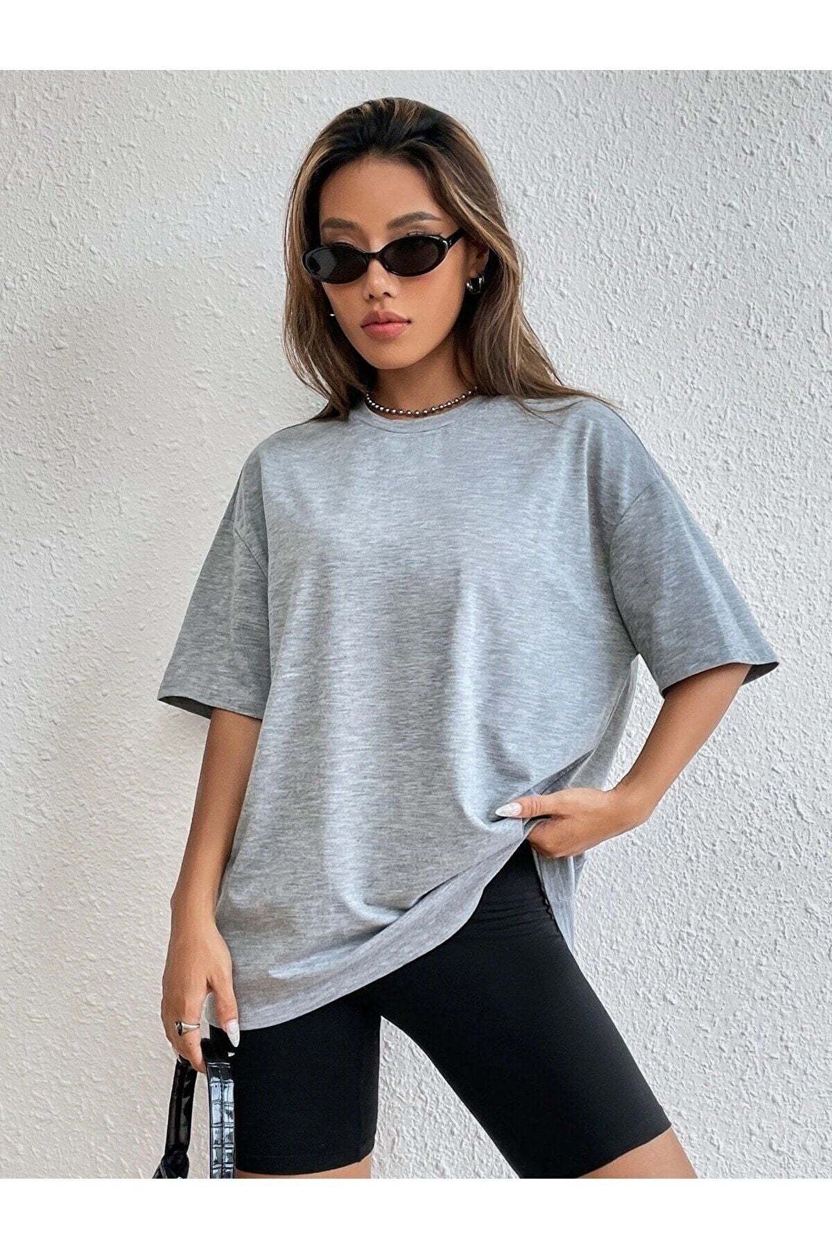 Kadın Oversize Salaş Dökümlü Tok Kısa Kollu Tişört - grimelanj - 3