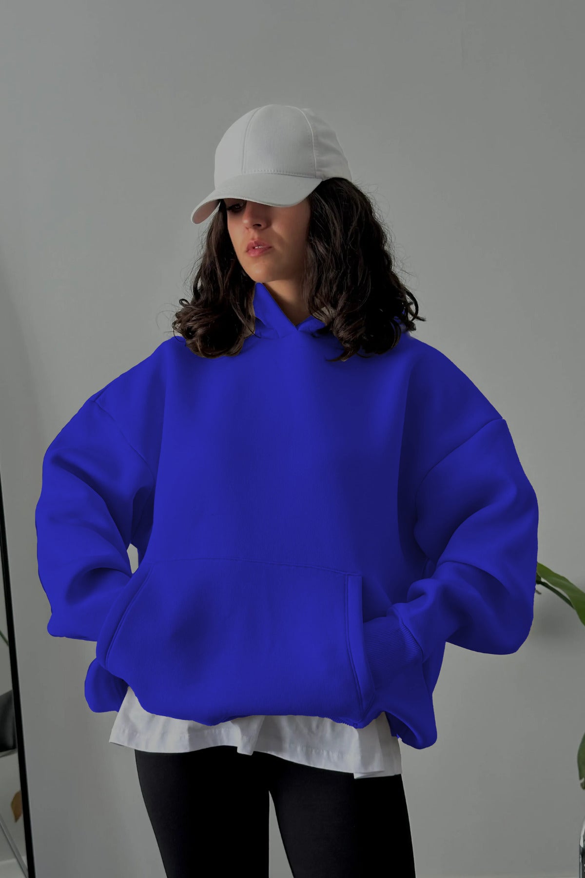 Kadın Kapşonlu Kalın Kanguru Cepli Sweatshirt - Saks Mavisi - 2