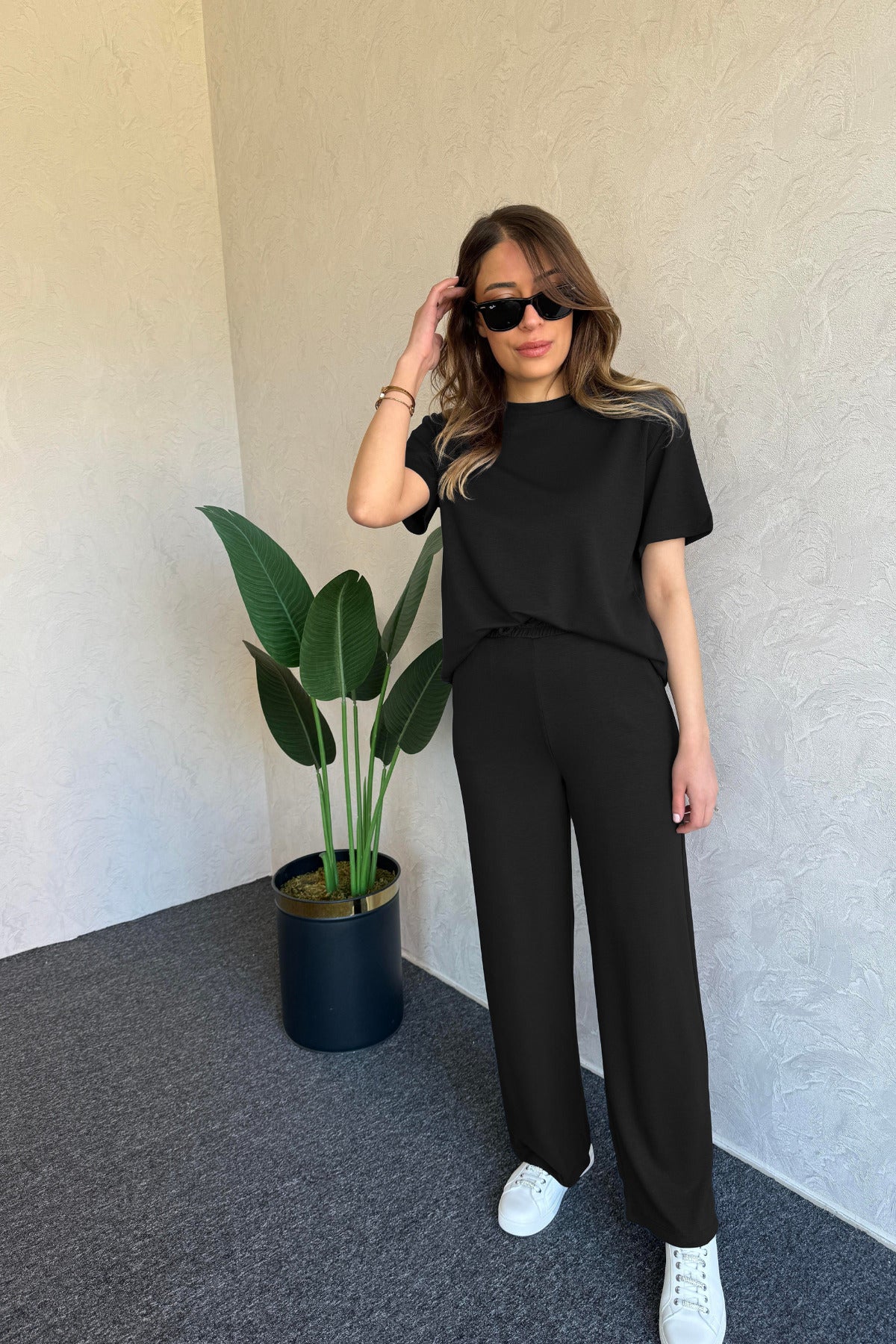 Modal Kumaş Kısa Kollu T-shirt & Pantolon Takımı - Siyah - 3