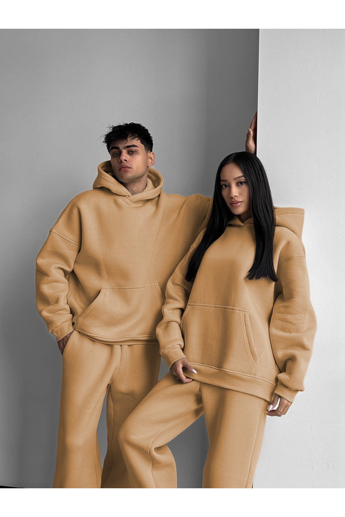 Unisex Oversi̇ze Çi̇ftleri̇n Kullanimina Uygun Eşofman Takimi ( Ürün 1 Takim) - Vizon - 2